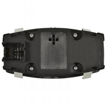 Standard Motor Products HLS1579 Headlight Switch product image 1 of 3