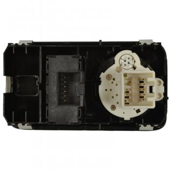 Standard Motor Products HLS1677 - Headlight Switch Standard Motor Products HLS1677 Headlight Switch product image 1 of 3
