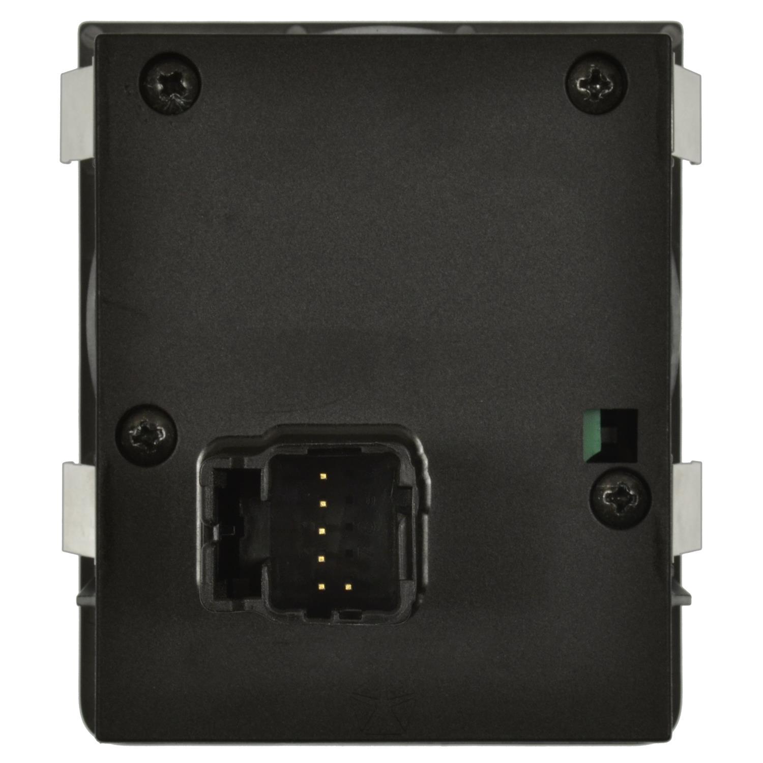 Standard Motor Products HLS1686 - Headlight Switch Standard Motor Products HLS1686 Headlight Switch product image 1 of 3
