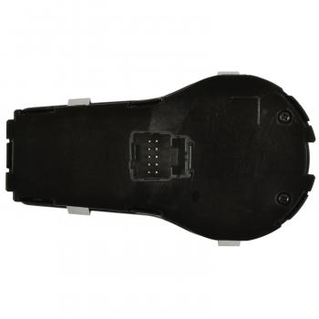Standard Motor Products HLS1703 - Headlight Switch Standard Motor Products HLS1703 Headlight Switch product image 1 of 3