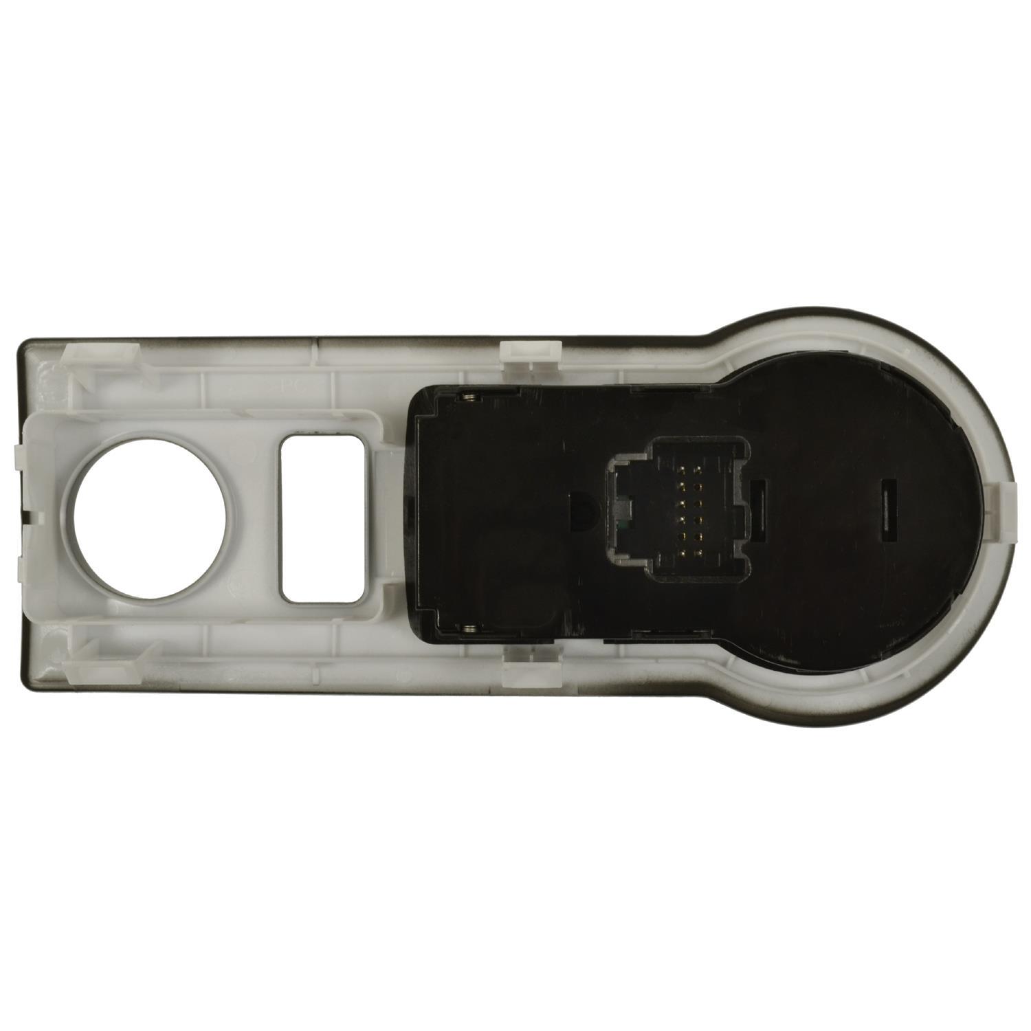 Standard Motor Products HLS1717 - Headlight Switch Standard Motor Products HLS1717 Fog Light Switch product image 1 of 3