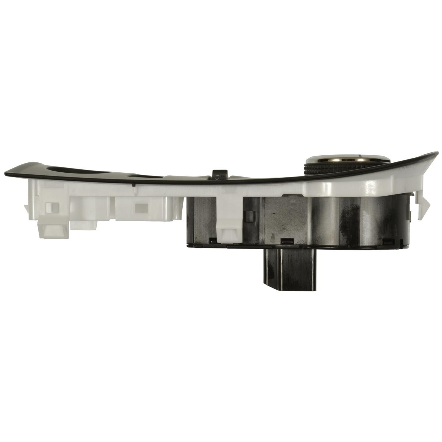Standard Motor Products HLS1717 - Headlight Switch Standard Motor Products HLS1717 Fog Light Switch product image 3 of 3