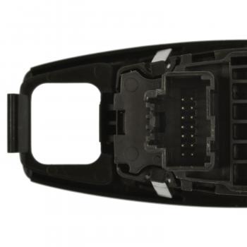 Standard Motor Products HLS1730 Headlight Switch product image 2 of 3
