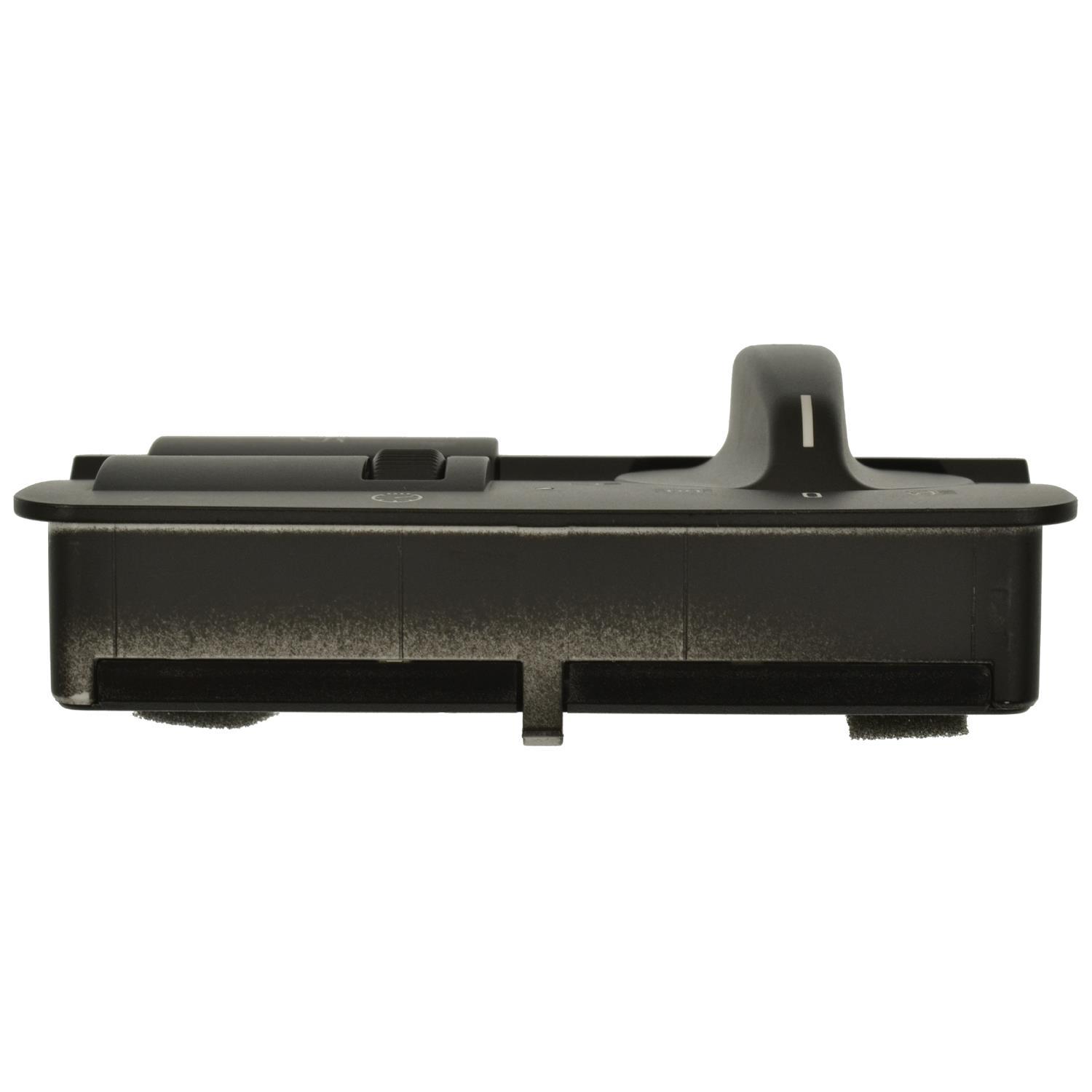 Standard Motor Products HLS1736 Fog Light Switch product image 3 of 3