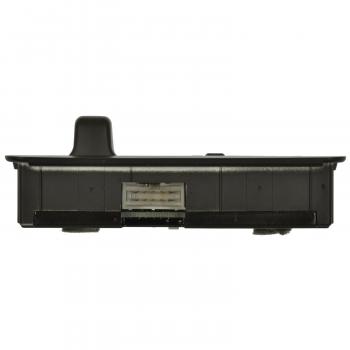 Standard Motor Products HLS1748 Headlight Switch product image 1 of 3