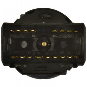 Standard Motor Products HLS1767 Headlight Switch product image 1 of 3