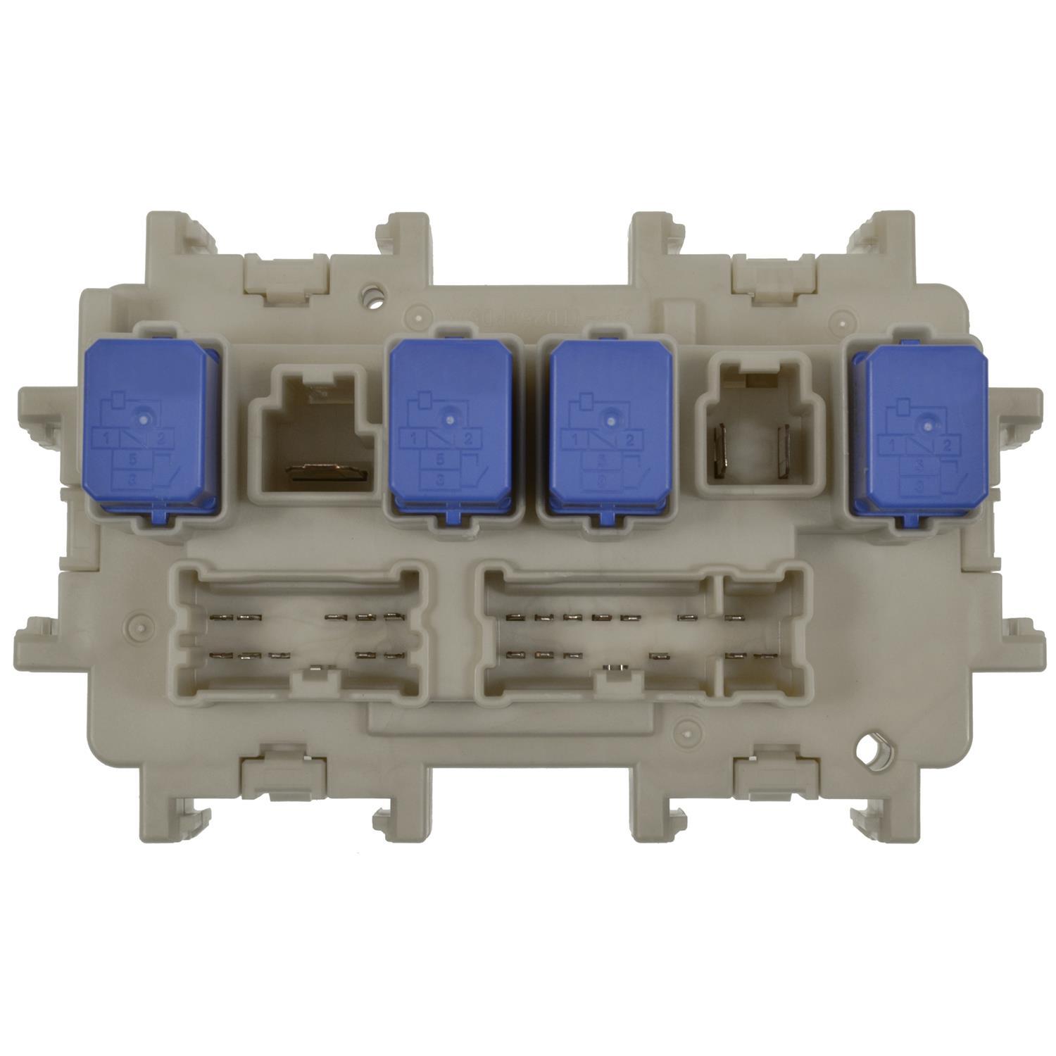 Standard Motor Products JB32 - Fuse Holder Standard Motor Products JB32 Fuse Block product image 1 of 3