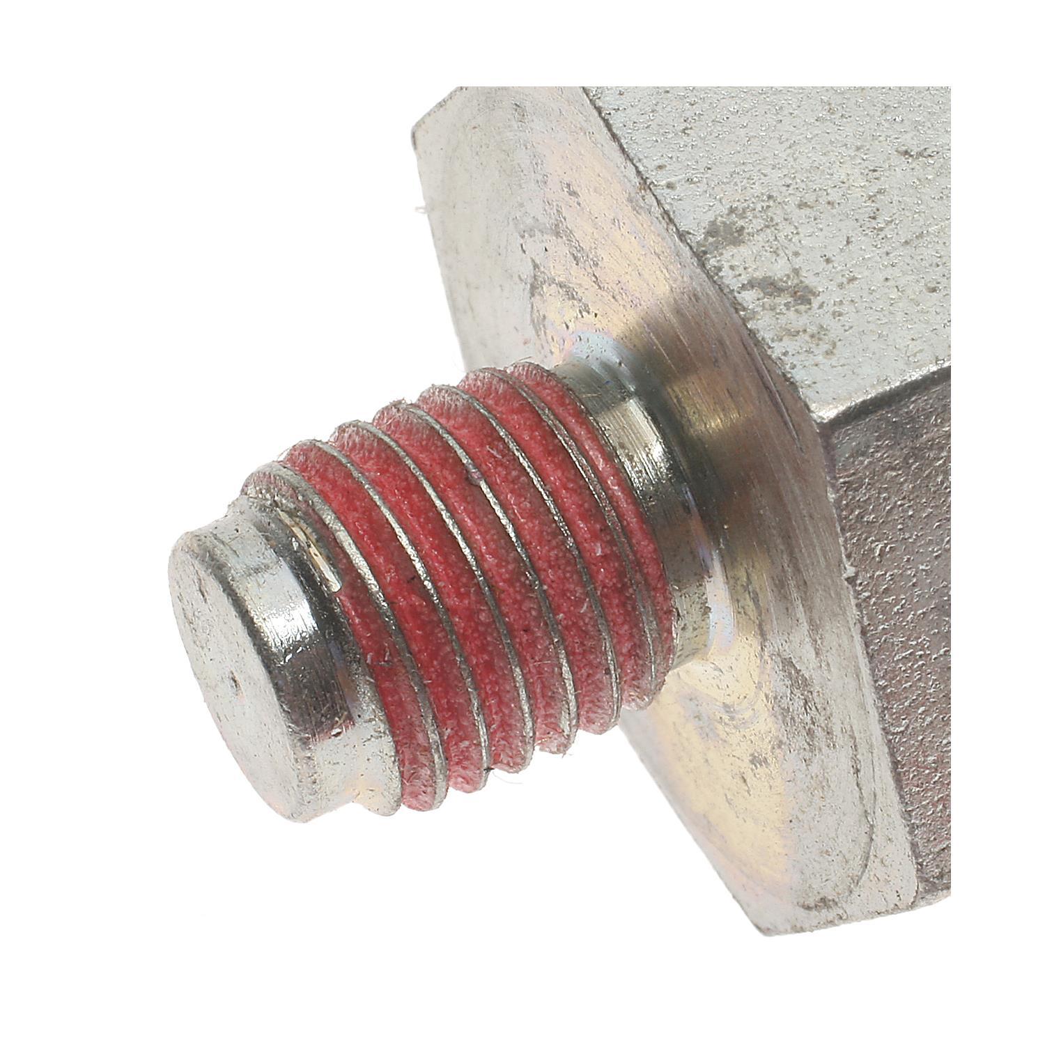 Standard Motor Products KS127 - Ignition Knock (Detonation) Sensor Standard Motor Products KS127 Ignition Knock (Detonation) Sensor product image 1 of 3