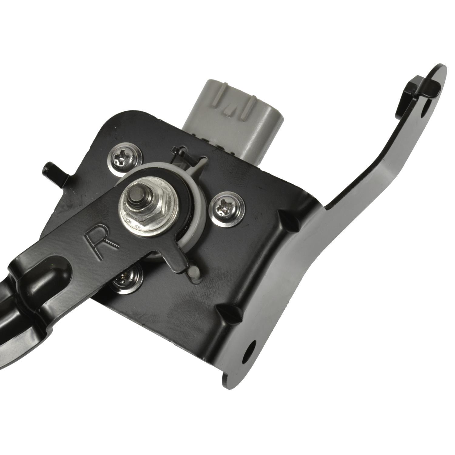 Standard Motor Products LSH114 - Headlight Level Sensor Standard Motor Products LSH114 Headlight Level Sensor product image 1 of 3