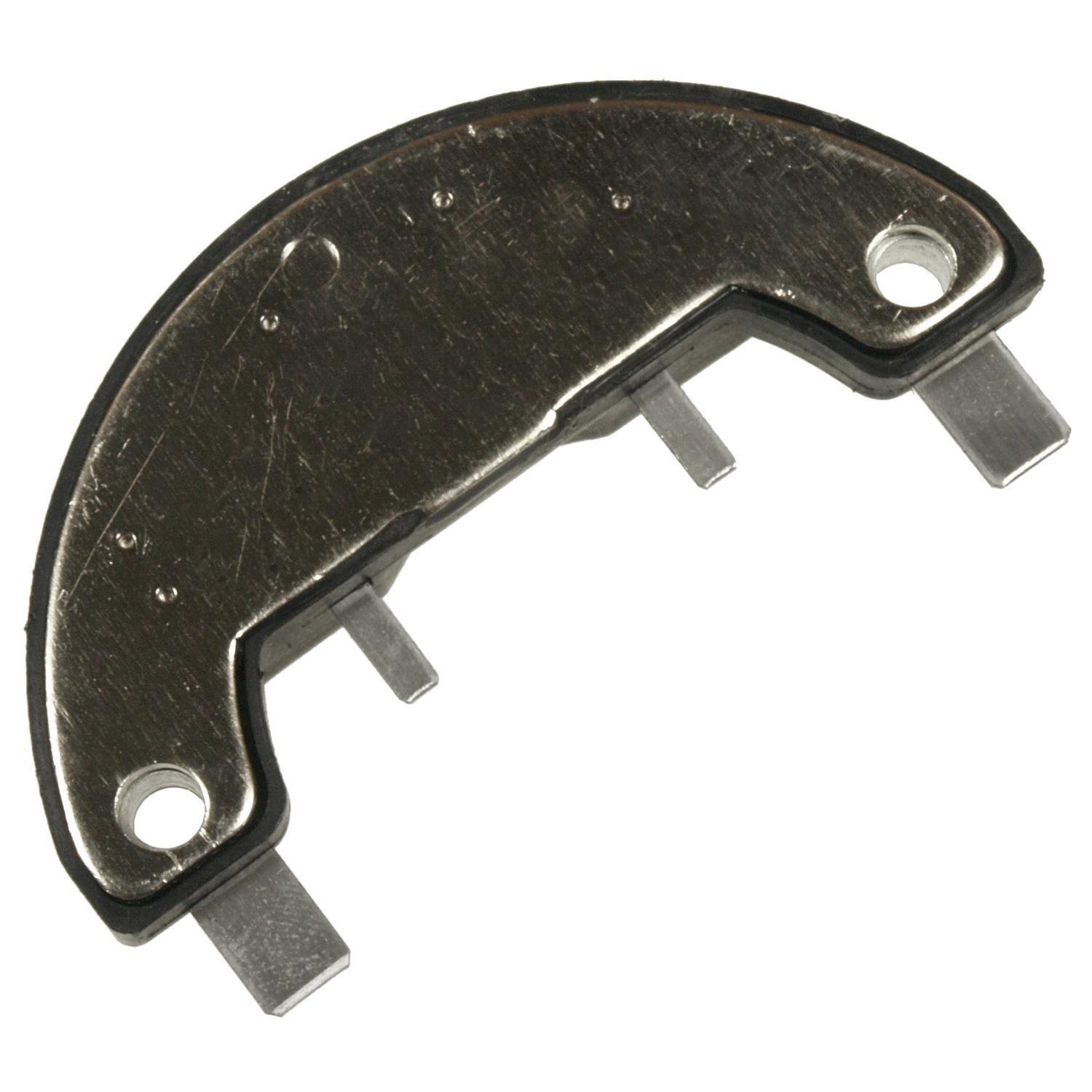 Standard Motor Products LX117 - Ignition Control Module Standard Motor Products LX117 Ignition Control Module product image 1 of 3