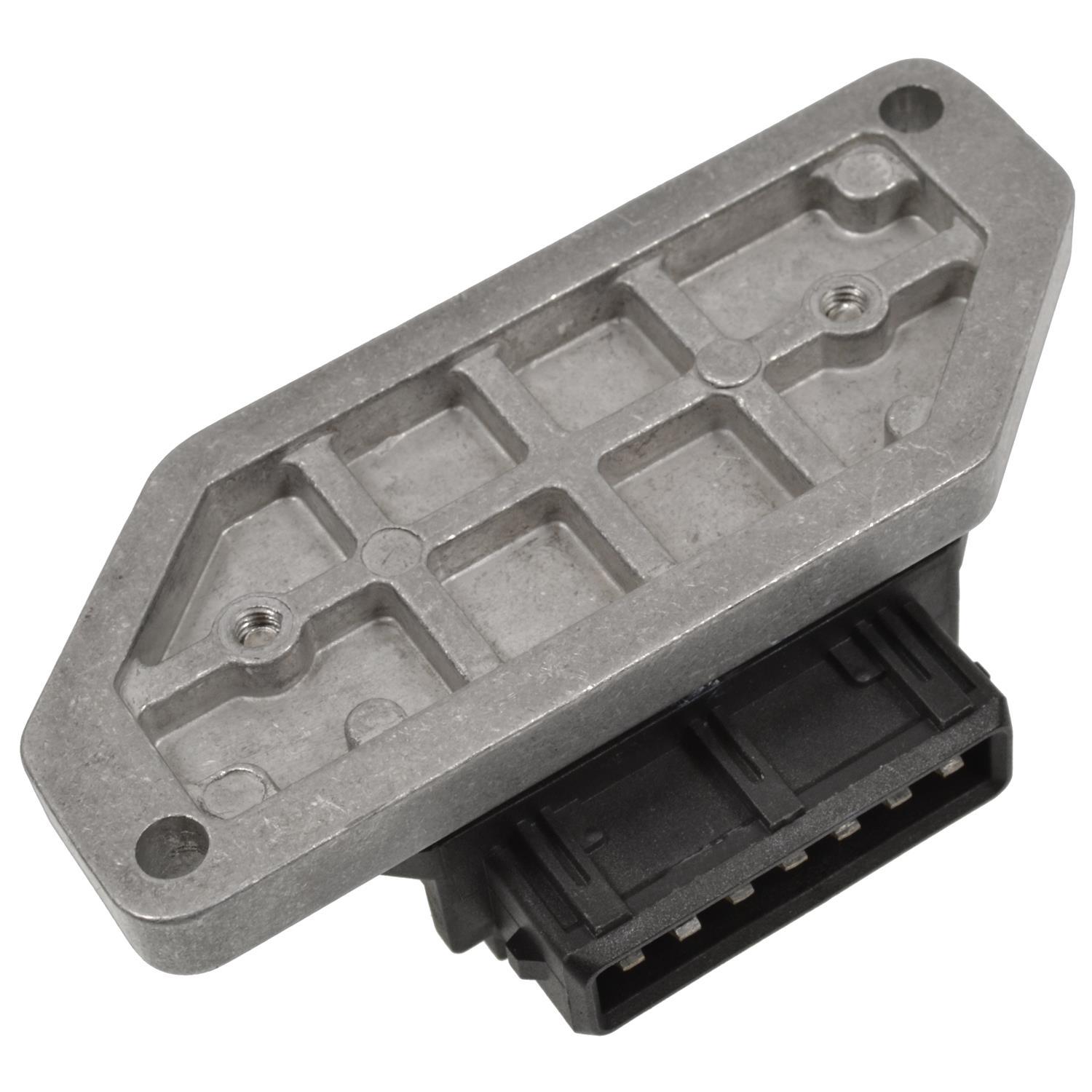 Standard Motor Products LX925 - Ignition Control Module Standard Motor Products LX925 Ignition Control Module product image 1 of 3