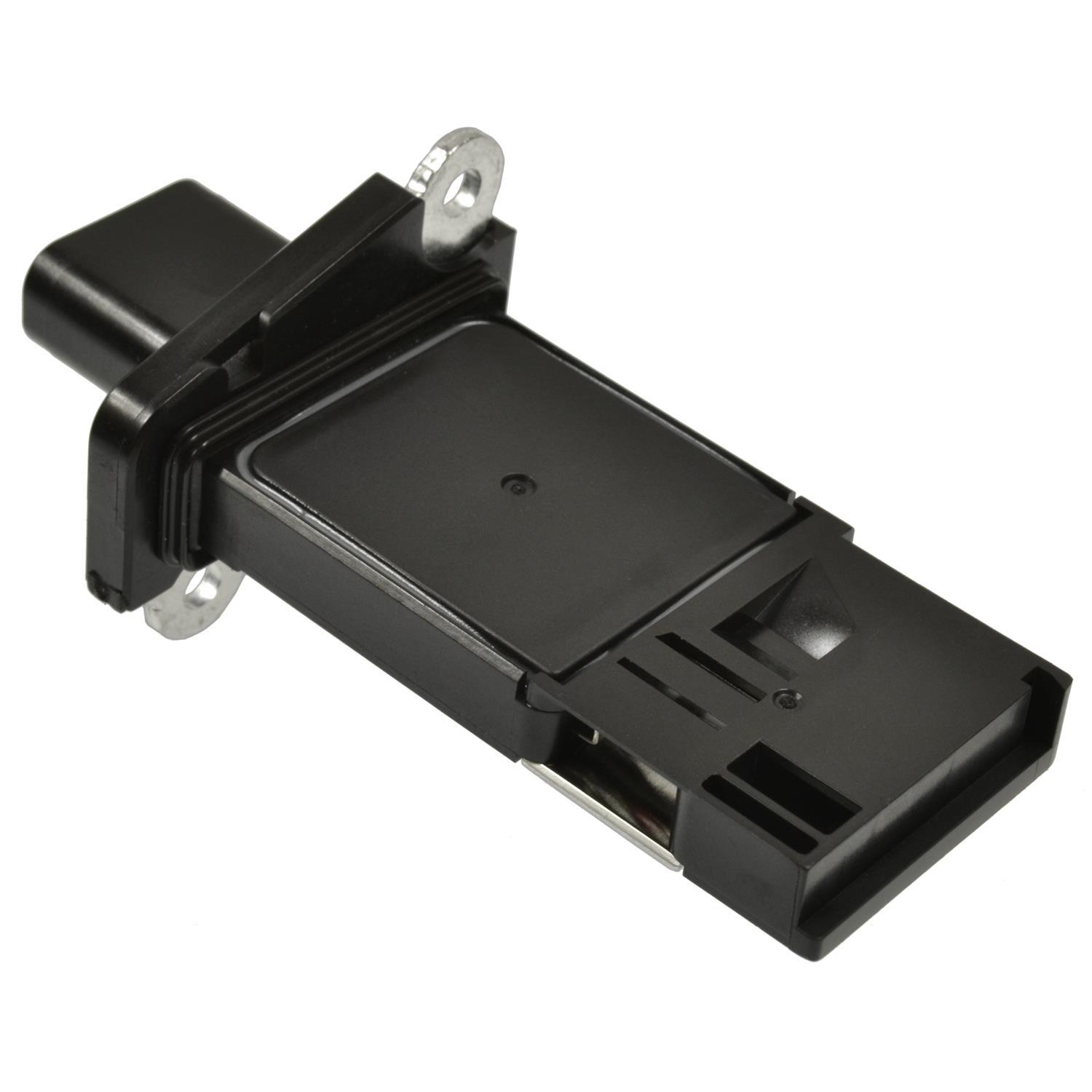 Standard Motor Products MAS0140 - Mass Air Flow Sensor Standard Motor Products MAS0140 Mass Air Flow Sensor product image 1 of 3