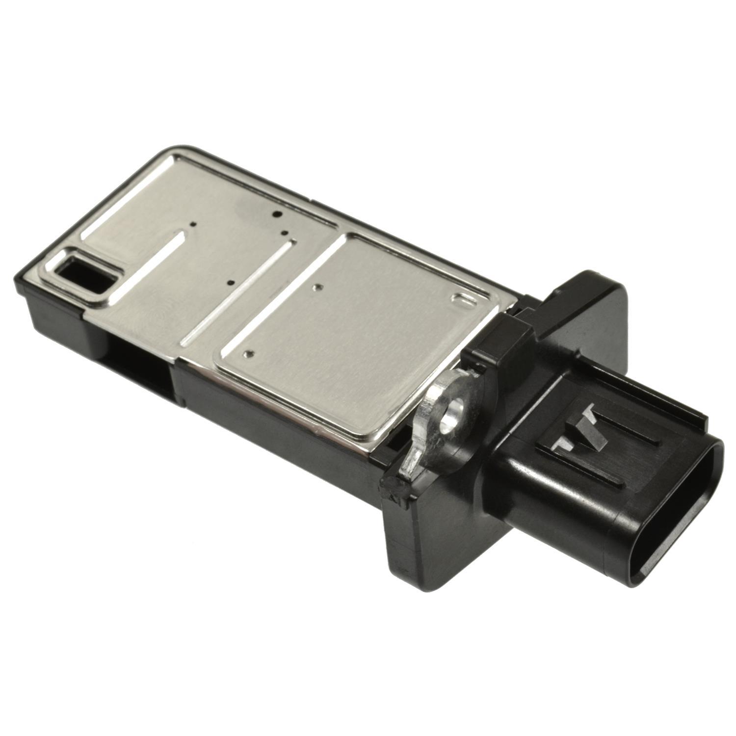 Standard Motor Products MAS0140 - Mass Air Flow Sensor Standard Motor Products MAS0140 Mass Air Flow Sensor product image 2 of 3