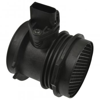 Standard Motor Products MAS0161 - Mass Air Flow Sensor Standard Motor Products MAS0161 Mass Air Flow Sensor product image 2 of 3