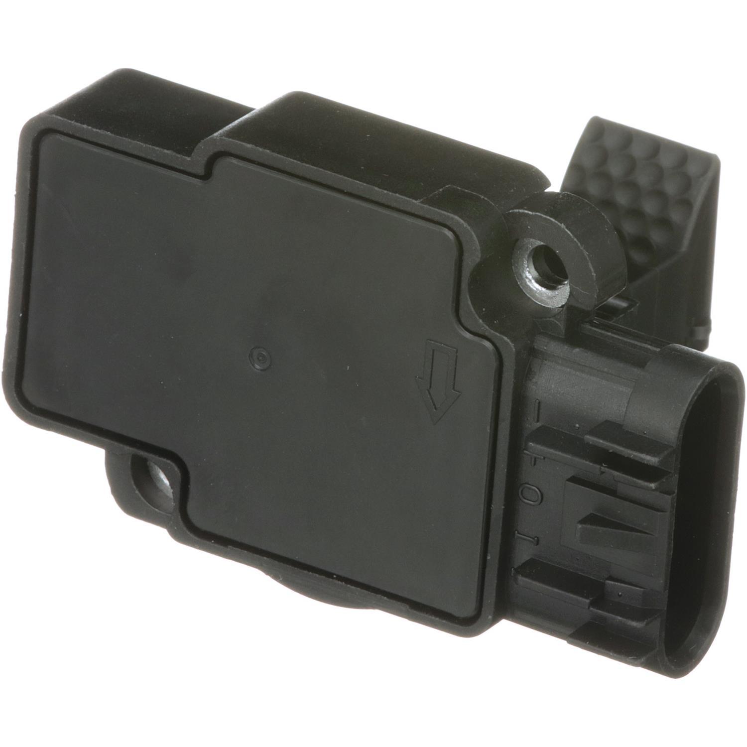 Standard Motor Products MAS0262 - Mass Air Flow Sensor Standard Motor Products MAS0262 Mass Air Flow Sensor product image 1 of 3