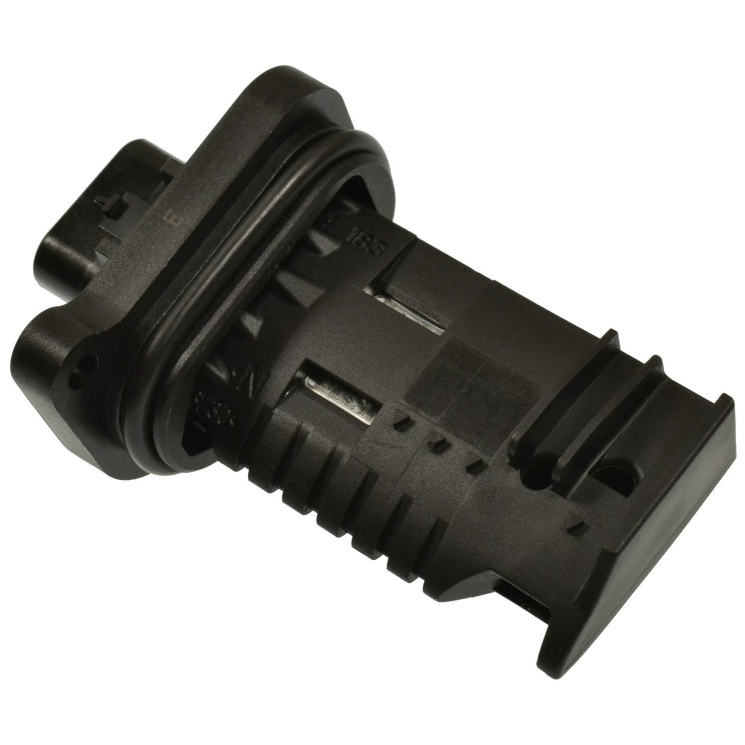Standard Motor Products MAS0435 - Mass Air Flow Sensor Standard Motor Products MAS0435 Mass Air Flow Sensor product image 1 of 3