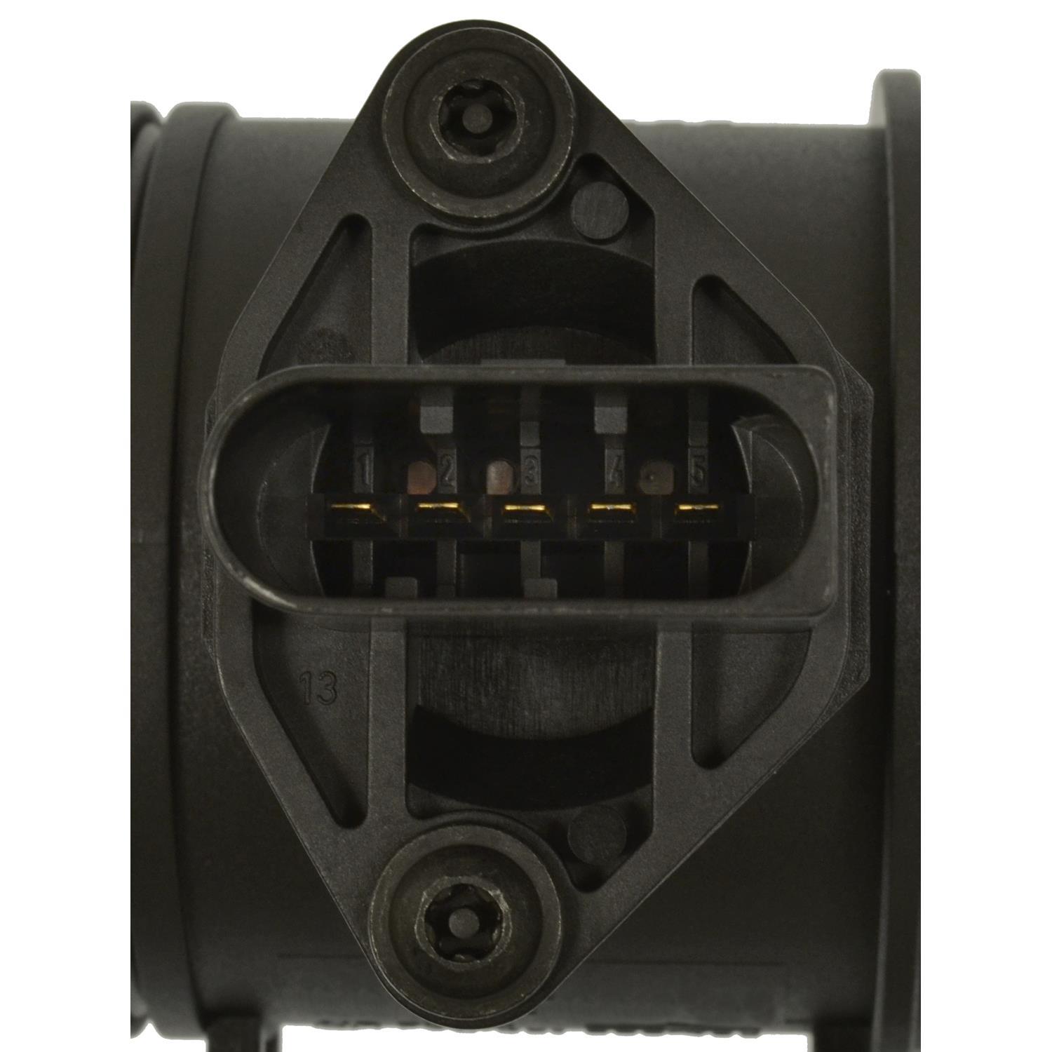 Standard Motor Products MAS0451 - Mass Air Flow Sensor Standard Motor Products MAS0451 Mass Air Flow Sensor product image 3 of 3