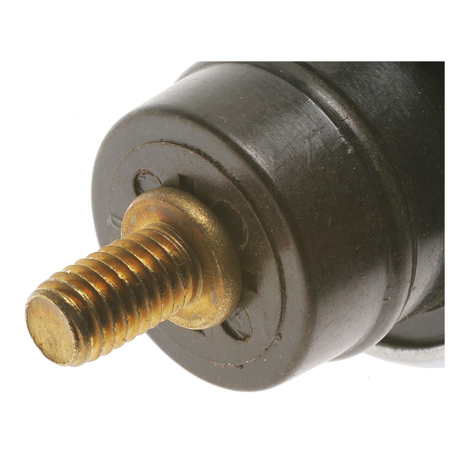 Standard Motor Products MC1801 Engine Oil Pressure Switch product image 2 of 3