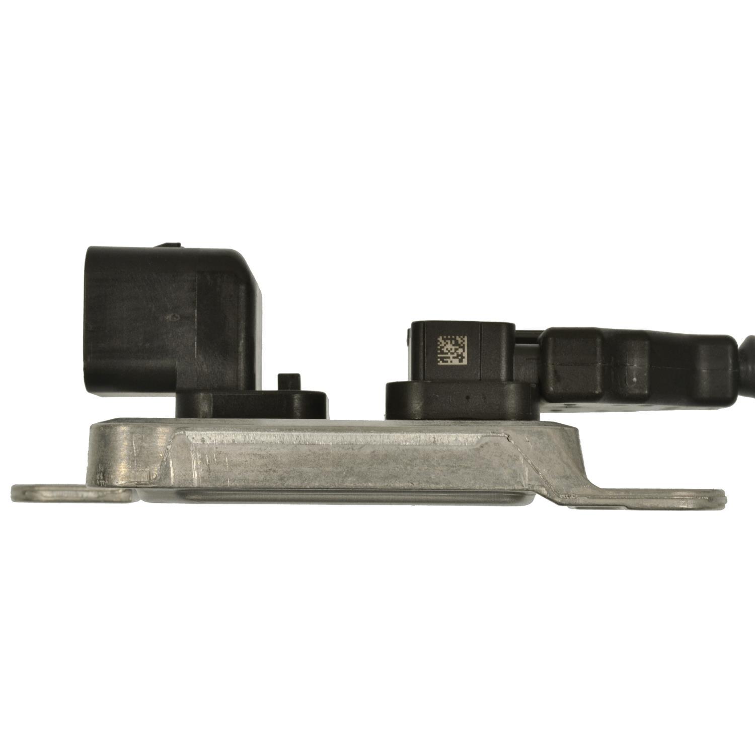 Standard Motor Products NOX001 - NOx (Nitrogen Oxide) Sensor Standard Motor Products NOX001 NOx (Nitrogen Oxide) Sensor product image 2 of 4