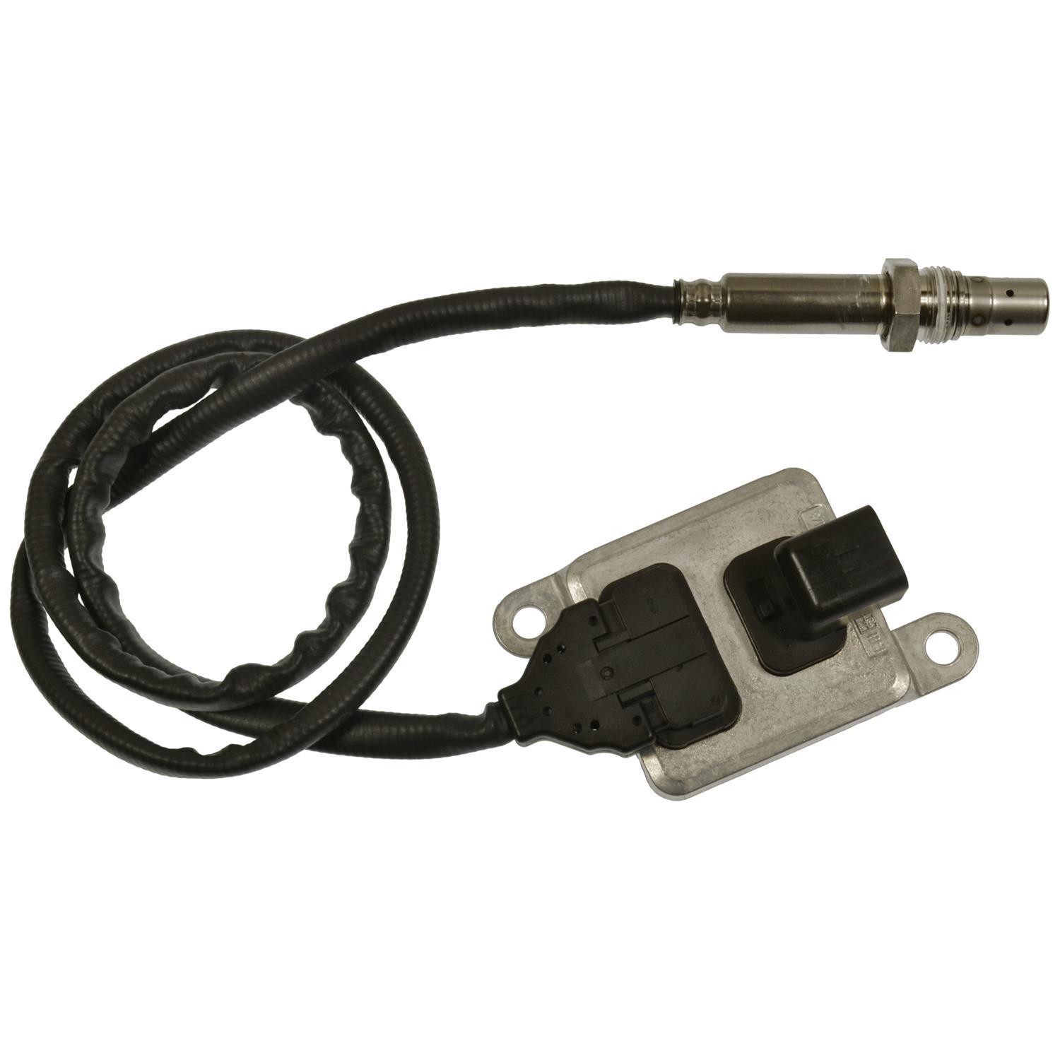 Standard Motor Products NOX001 - NOx (Nitrogen Oxide) Sensor Standard Motor Products NOX001 NOx (Nitrogen Oxide) Sensor product image 3 of 4