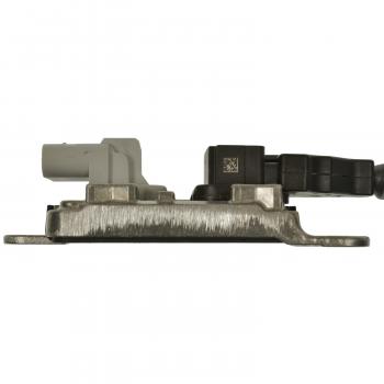 Standard Motor Products NOX005 - NOx (Nitrogen Oxide) Sensor Standard Motor Products NOX005 NOx (Nitrogen Oxide) Sensor product image 2 of 4