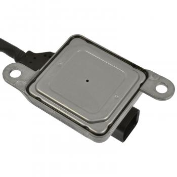 Standard Motor Products NOX022 NOx (Nitrogen Oxide) Sensor product image 1 of 4