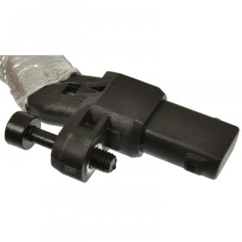 Standard Motor Products PC1017 Engine Crankshaft Position Sensor product image 1 of 3