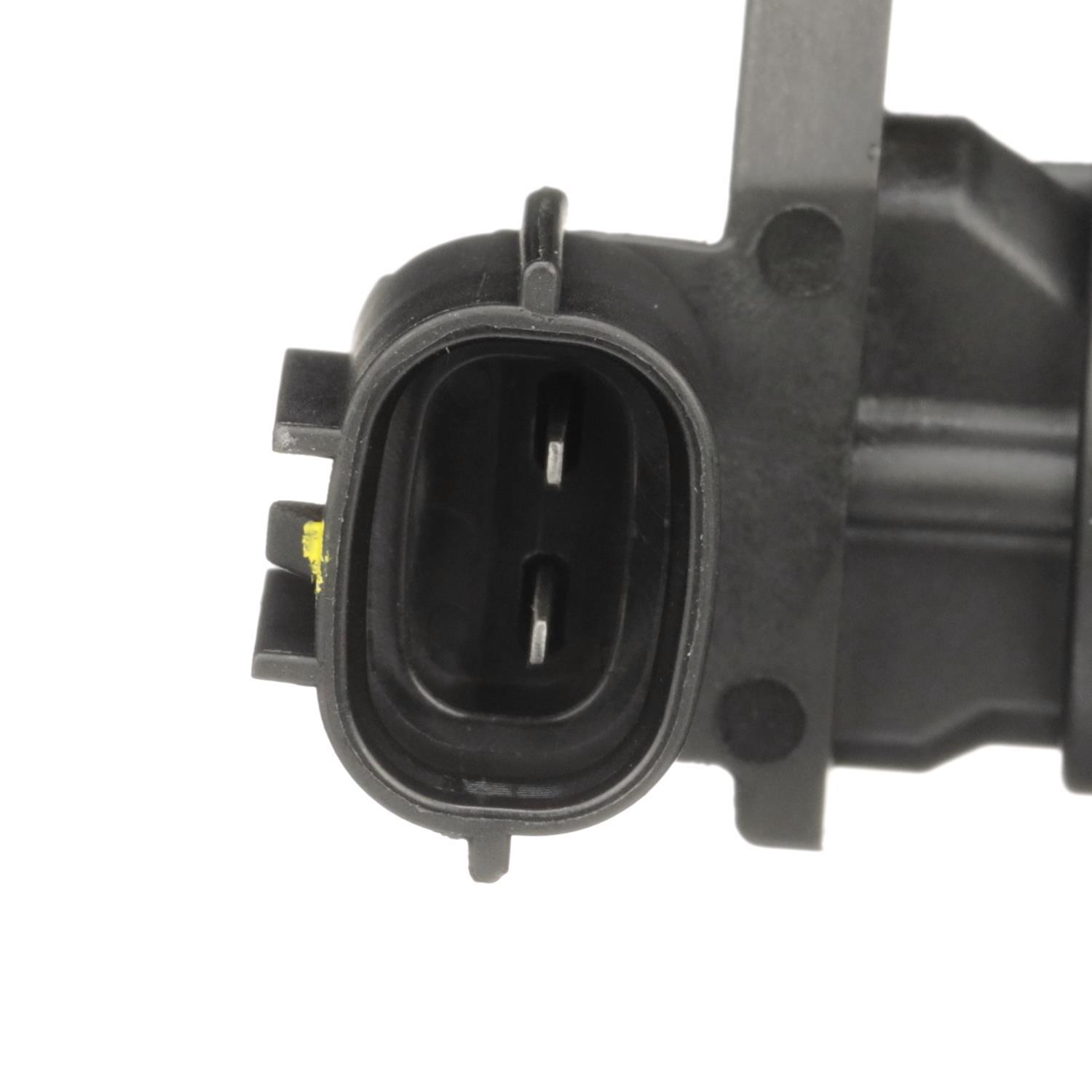 Standard Motor Products PC214 - Engine Crankshaft Position Sensor Standard Motor Products PC214 Engine Crankshaft Position Sensor product image 4 of 9