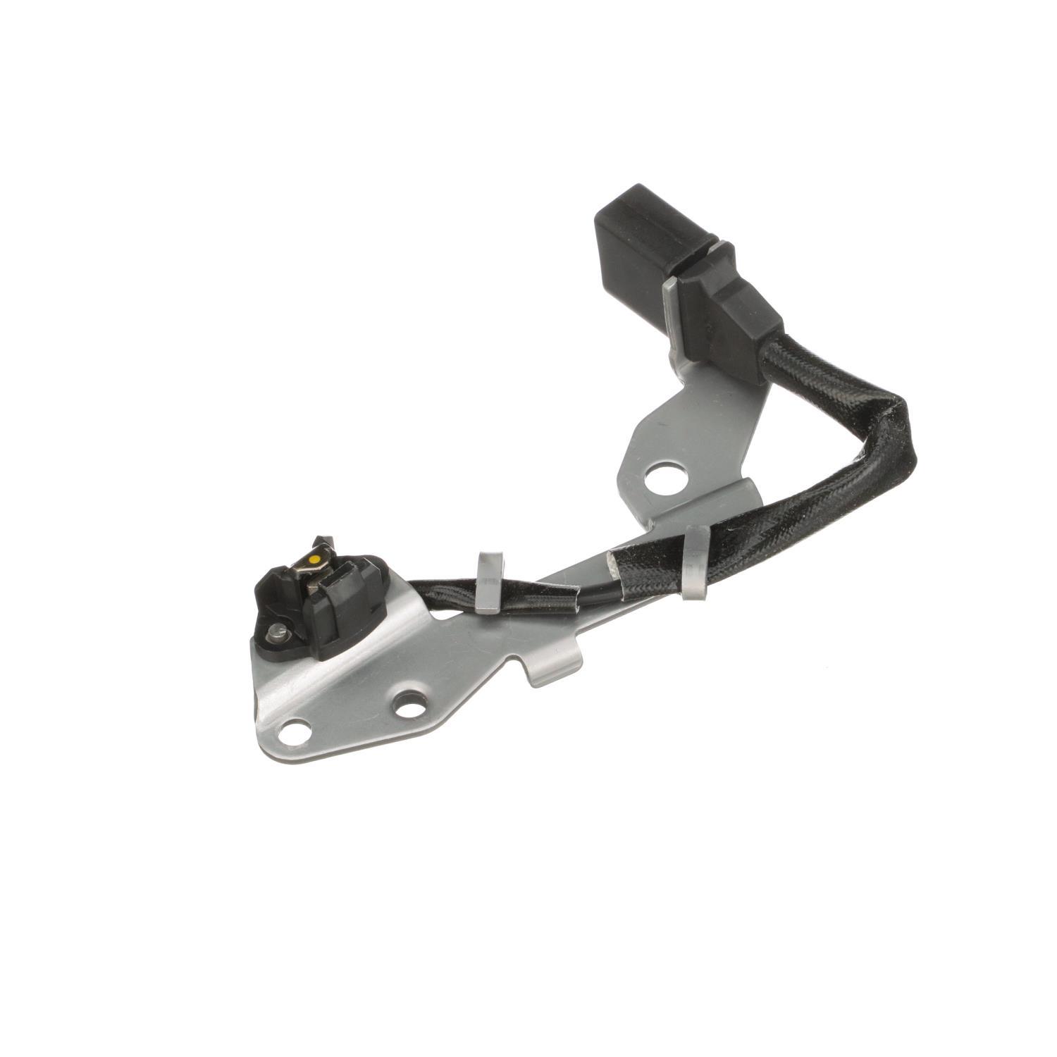 Standard Motor Products PC628 - Engine Camshaft Position Sensor Standard Motor Products PC628 Engine Camshaft Position Sensor product image 1 of 8