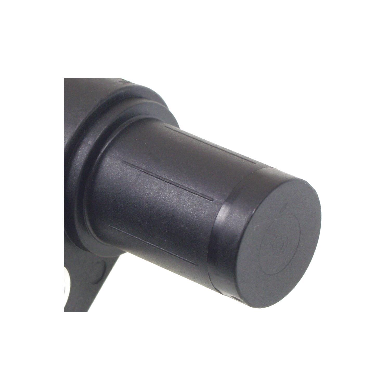 Standard Motor Products PC675 - Engine Camshaft Position Sensor Standard Motor Products PC675 Engine Camshaft Position Sensor product image 1 of 3