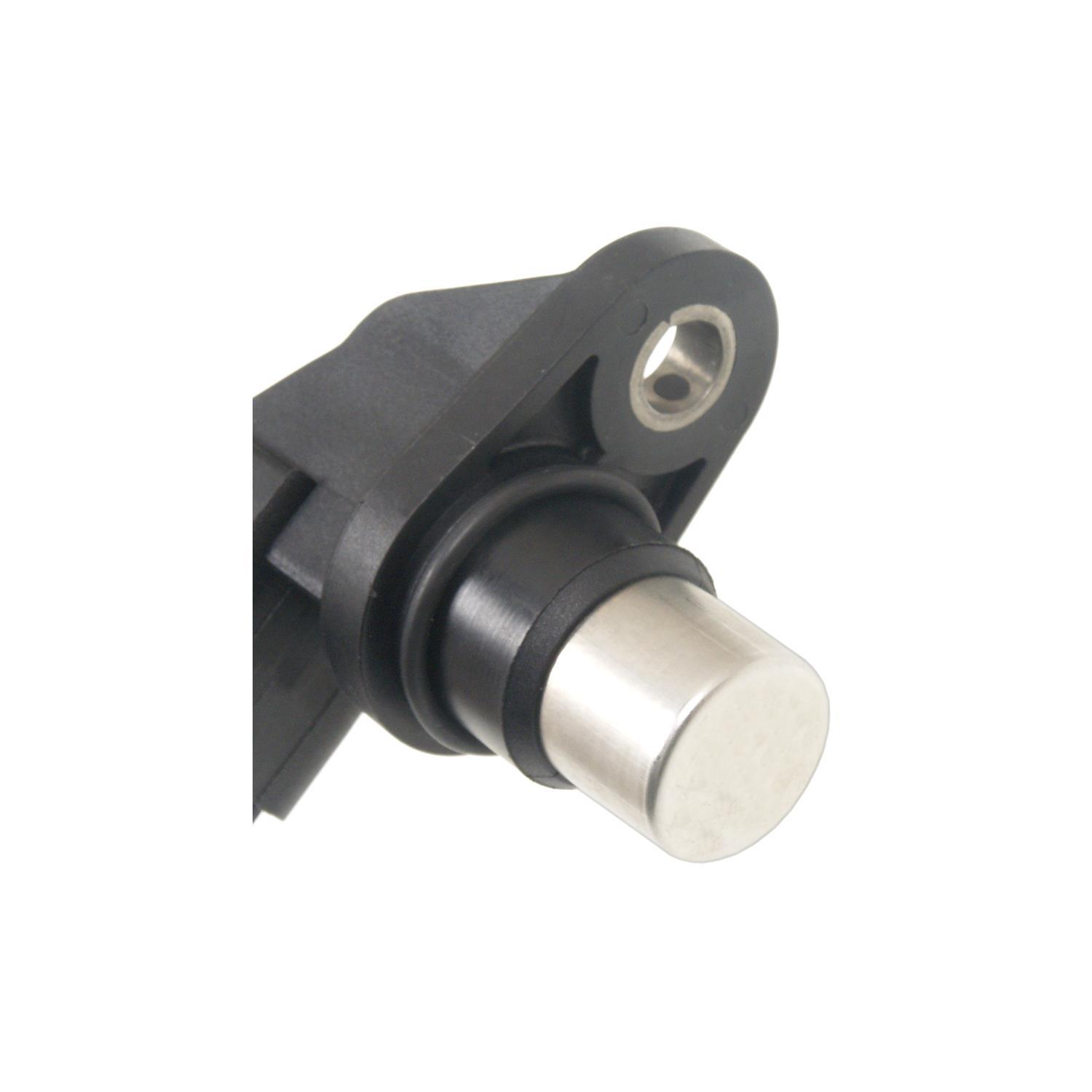 Standard Motor Products PC676 - Engine Camshaft Position Sensor Standard Motor Products PC676 Engine Camshaft Position Sensor product image 1 of 3