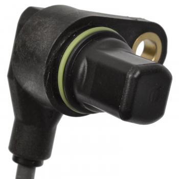 Standard Motor Products PC898 - Engine Crankshaft Position Sensor Standard Motor Products PC898 Engine Camshaft Position Sensor product image 1 of 3