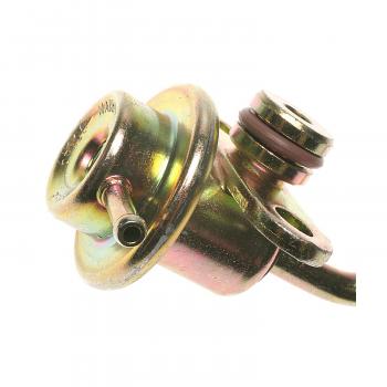 Standard Motor Products PR120 Fuel Injection Pressure Regulator product image 1 of 3
