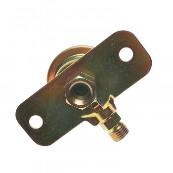 Standard Motor Products PR16 Fuel Injection Pressure Regulator product image 1 of 3