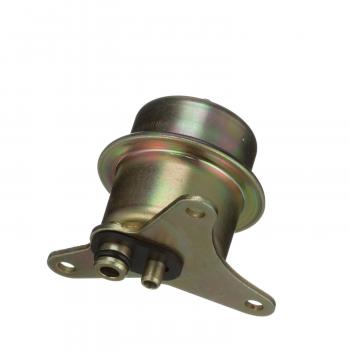 Standard Motor Products PR18 Fuel Injection Pressure Regulator product image 1 of 6