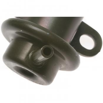 Standard Motor Products PR242 Fuel Injection Pressure Regulator product image 1 of 3