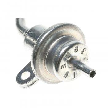 Standard Motor Products PR245 Fuel Injection Pressure Regulator product image 1 of 3