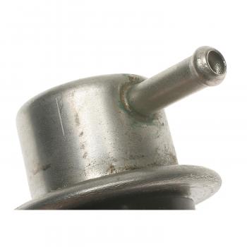 Standard Motor Products PR284 Fuel Injection Pressure Regulator product image 1 of 3