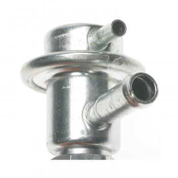 Standard Motor Products PR29 Fuel Injection Pressure Regulator product image 1 of 3