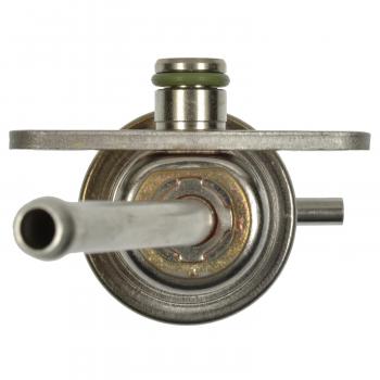 Standard Motor Products PR306 - Fuel Injection Pressure Regulator Standard Motor Products PR306 Fuel Injection Pressure Regulator product image 2 of 3