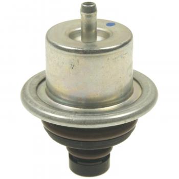 Standard Motor Products PR467 - Fuel Injection Pressure Regulator Standard Motor Products PR467 Fuel Injection Pressure Regulator product image 2 of 3