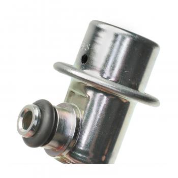 Standard Motor Products PR486 Fuel Injection Pressure Regulator product image 2 of 3