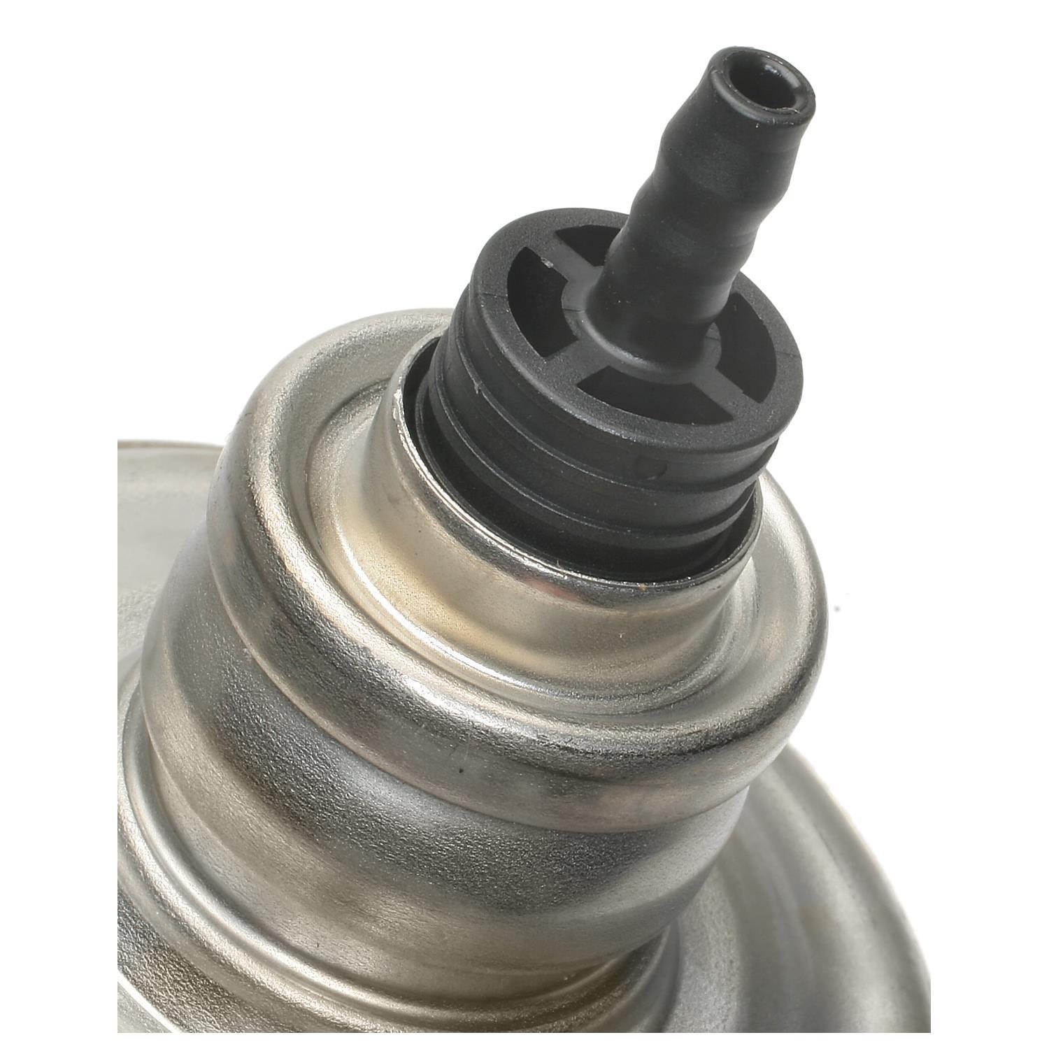 Standard Motor Products PR488 Fuel Injection Pressure Regulator product image 1 of 3