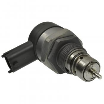 Standard Motor Products PR553 Fuel Injection Pressure Regulator product image 1 of 3
