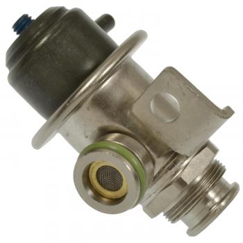 Standard Motor Products PR556 Fuel Injection Pressure Regulator product image 1 of 3