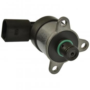Standard Motor Products PR561 Fuel Injection Pressure Regulator product image 1 of 3
