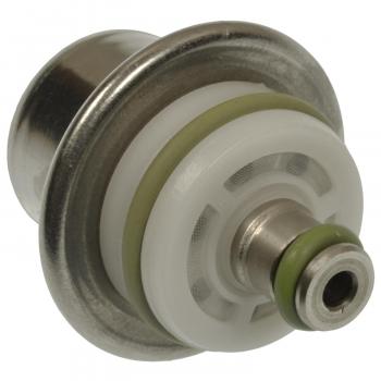 Standard Motor Products PR569 - Fuel Injection Pressure Regulator Standard Motor Products PR569 Fuel Injection Pressure Regulator product image 1 of 3