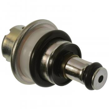 Standard Motor Products PR576 Fuel Injection Pressure Regulator product image 1 of 3