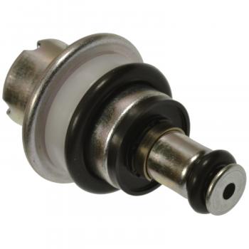 Standard Motor Products PR587 Fuel Injection Pressure Regulator product image 1 of 3