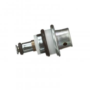 Standard Motor Products PR614 Fuel Injection Pressure Regulator product image 3 of 5